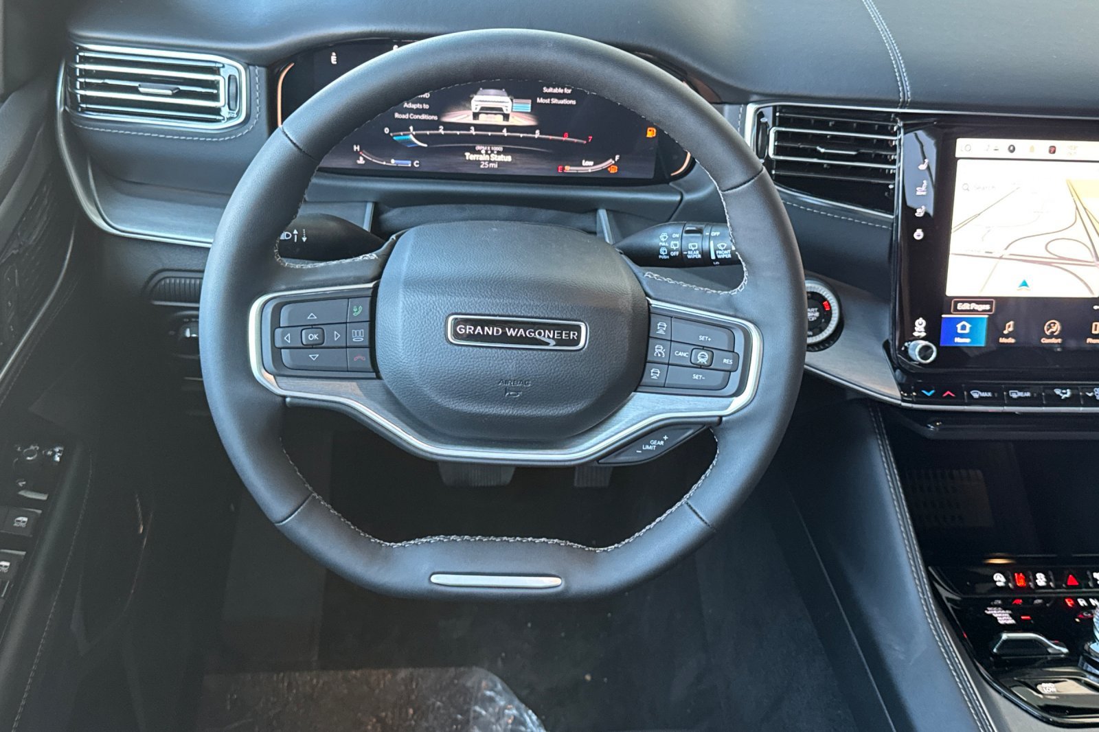 New 2026 Jeep Grand Wagoneer L Limited AWD/4WD image 13