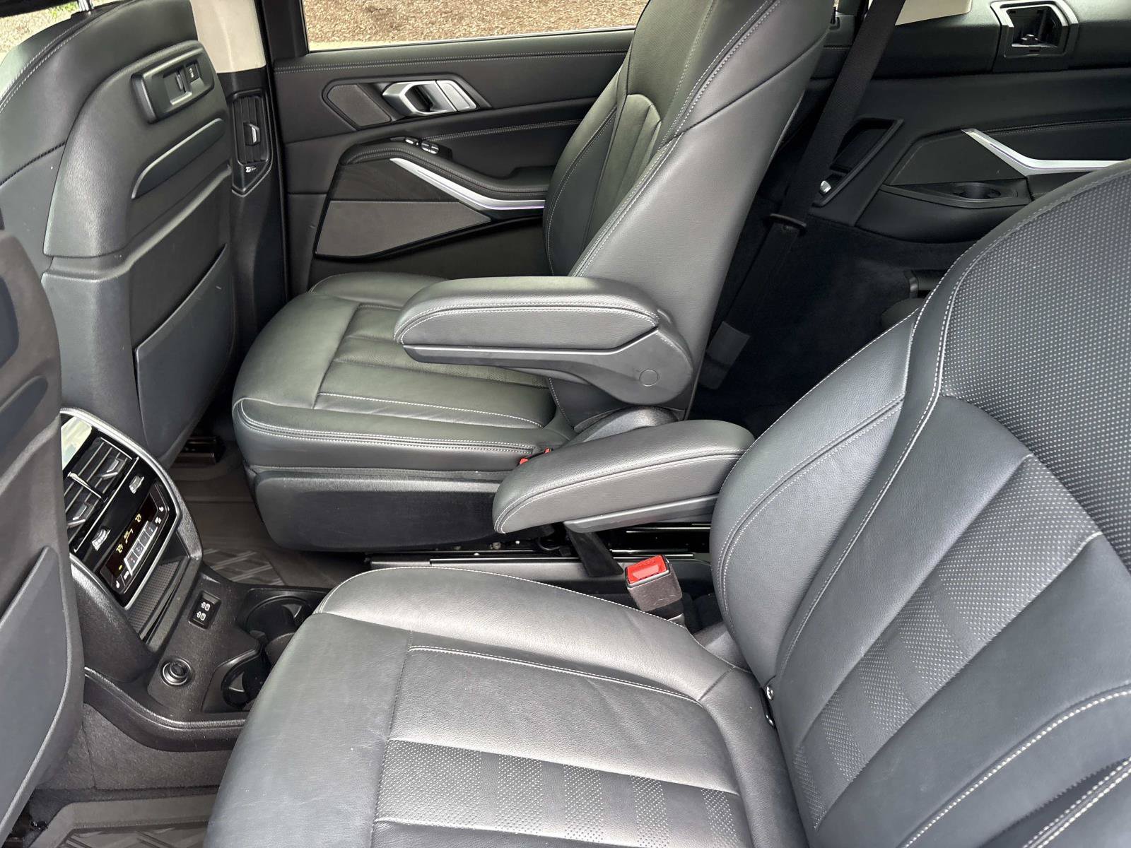 Used 2020 BMW X7 xDrive40i w/ Executive Package AWD/4WD image 33