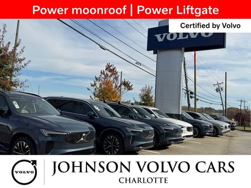 Certified 2025 Volvo XC40 B5 Ultra w/ Climate Package image 6