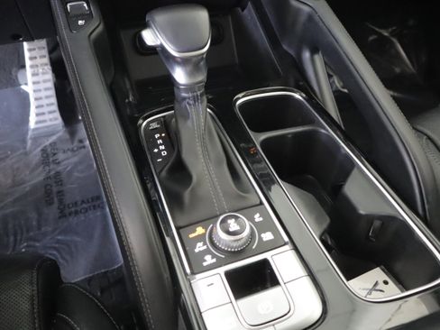 Used 2022 Kia Telluride SX w/ Nightfall Edition Package AWD/4WD image 15