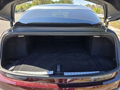 Used 2022 Lucid Air Grand Touring image 17