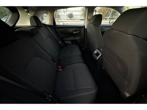 Certified 2023 Honda HR-V LX image 18