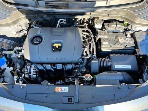 Certified 2025 Kia Soul LX w/ LX Technology Package image 29