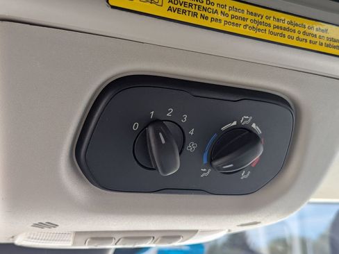 Used 2019 Ford Transit 350 XLT image 22