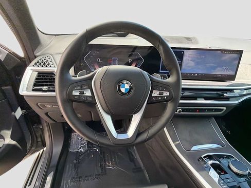 Certified 2025 BMW X5 xDrive40i w/ Climate Comfort Package AWD/4WD image 11
