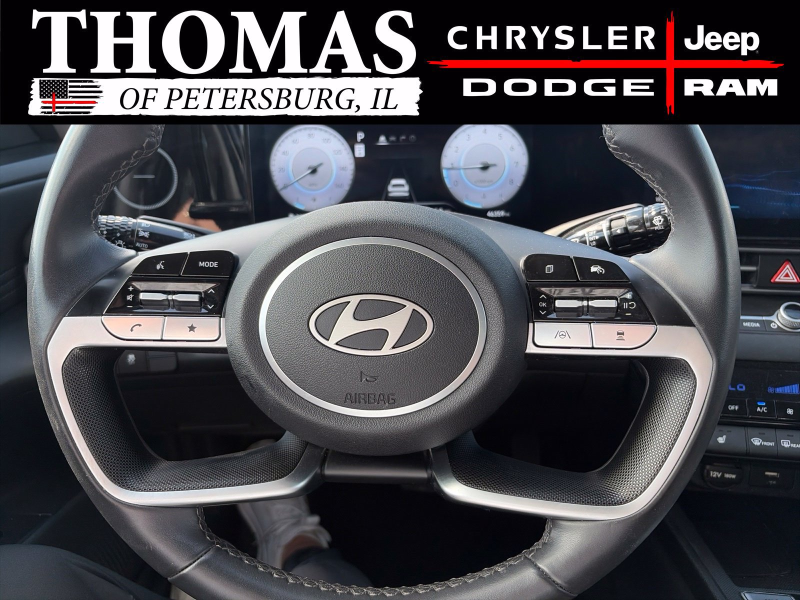 Used 2025 Hyundai Elantra SEL FWD image 16
