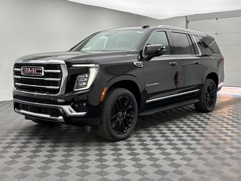 New 2026 GMC Yukon XL Elevation w/ Elevation Premium Package AWD/4WD image 2