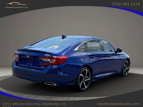 Used 2022 Honda Accord Sport image 4