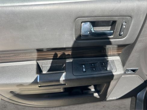 Used 2013 Ford Flex SEL FWD image 28