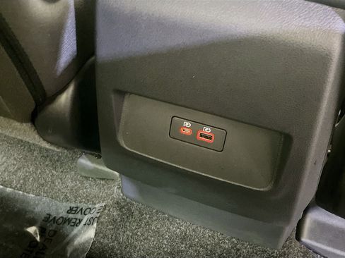 Used 2024 Nissan Frontier PRO-4X w/ Off-Road Protection Package image 16