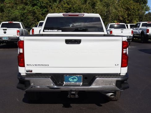 Certified 2022 Chevrolet Silverado 2500 LT AWD/4WD image 8