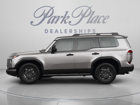 Used 2025 Lexus GX 550 w/ Accessory Package (2T) AWD/4WD image 2