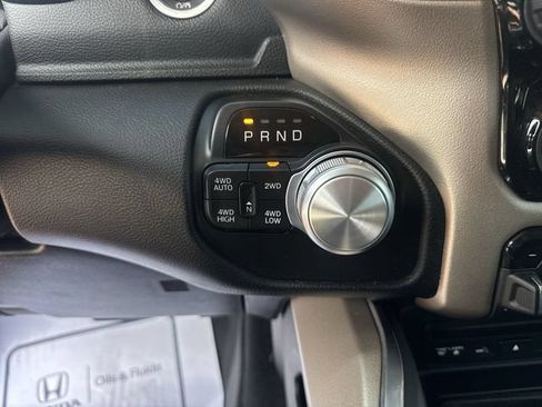 Used 2019 RAM 1500 Laramie AWD/4WD image 21