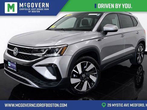 Used 2023 Volkswagen Taos SEL AWD/4WD image 1