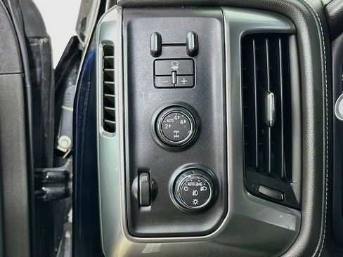 Used 2016 Chevrolet Silverado 1500 LTZ Z71 w/ LTZ Plus Package AWD/4WD image 12