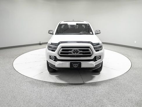 Used 2020 Toyota Tacoma Limited AWD/4WD image 33