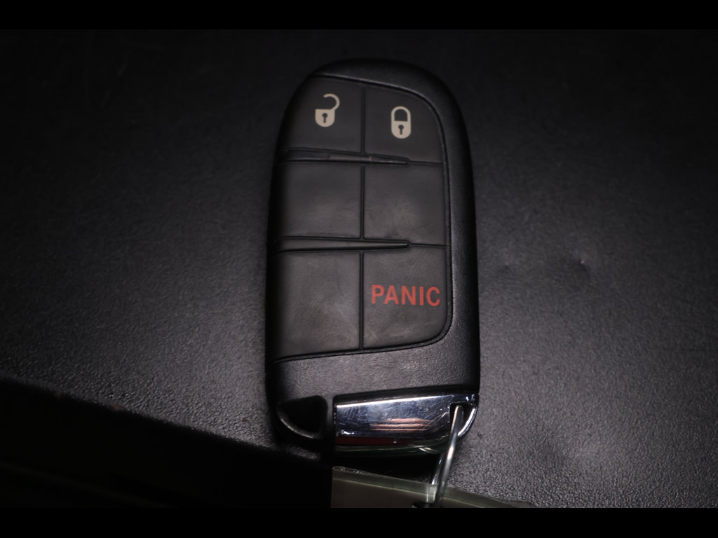 Used 2025 Jeep Compass Trailhawk AWD/4WD image 28
