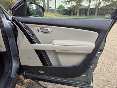 Used 2010 MAZDA CX-9 Touring w/ Moonroof & Bose Audio Pkg FWD image 21