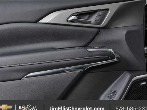 Certified 2025 Chevrolet Traverse LT w/ Enhanced Driving Package FWD image 6