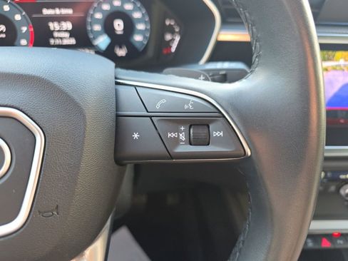 Used 2024 Audi Q3 2.0T Premium image 26