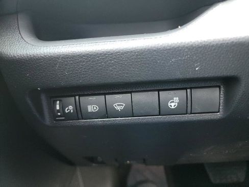 Used 2022 Toyota RAV4 SE w/ SE Grade Weather Package image 10