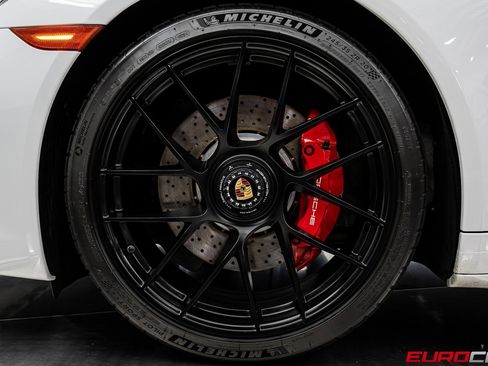 Used 2019 Porsche 911 GT3 RS image 21