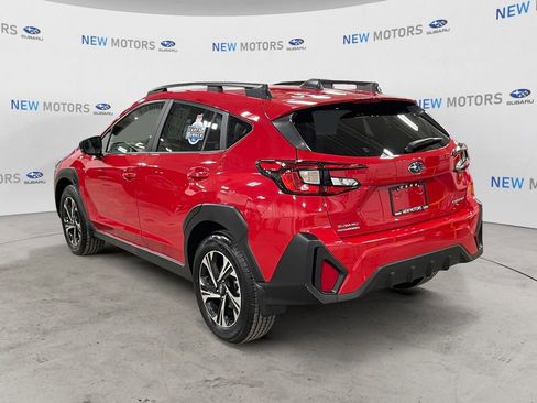 Used 2025 Subaru Crosstrek 2.0i Premium AWD/4WD image 4