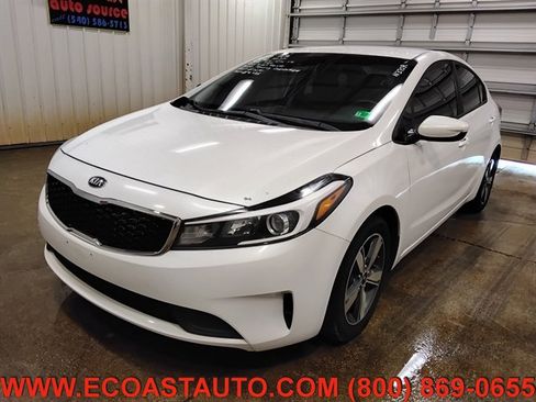Used 2018 Kia Forte LX w/ LX Popular Package FWD image 4