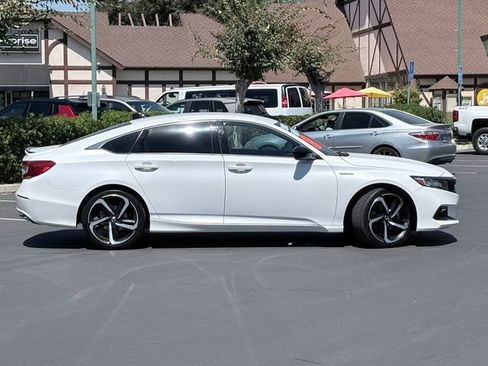 Used 2022 Honda Accord Sport image 4