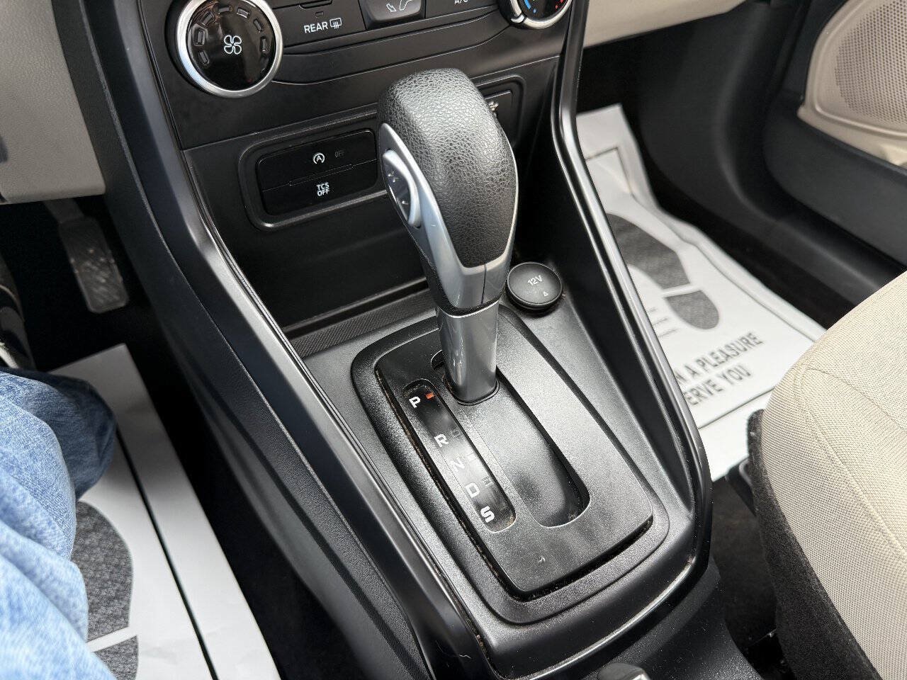 Used 2019 Ford EcoSport S AWD/4WD image 18
