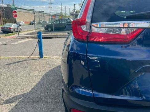 Used 2018 Honda CR-V EX image 8