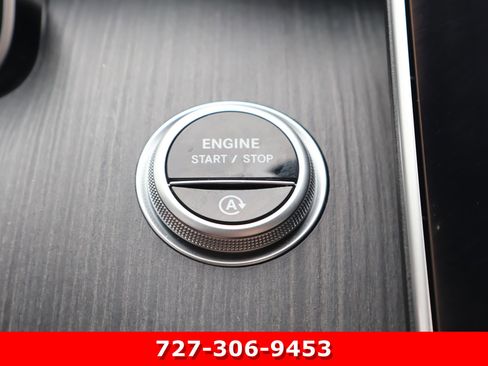 Certified 2025 Mercedes-Benz C 300 4MATIC Sedan image 28