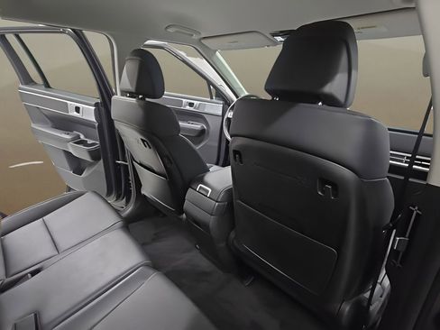 Used 2025 Hyundai Santa Fe SEL AWD/4WD image 18