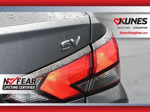 Used 2023 Nissan Versa SV image 12