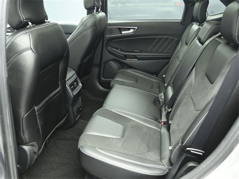 Certified 2019 Ford Edge ST w/ Convenience Package image 24