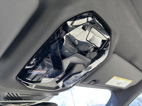 Used 2026 BMW 530i xDrive image 31