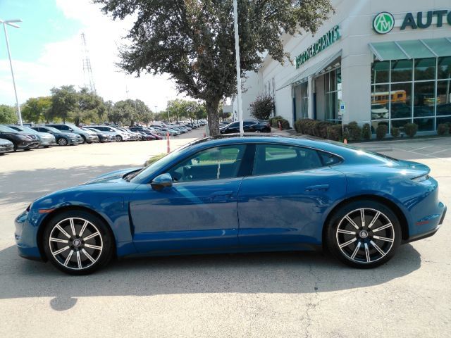 Used 2023 Porsche Taycan RWD image 10