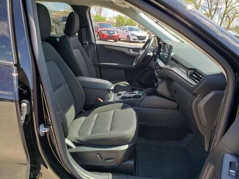 Used 2025 Ford Escape Active w/ Active Premium Tech Pack AWD/4WD image 21