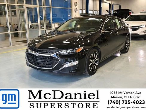 Used 2024 Chevrolet Malibu RS FWD image 1