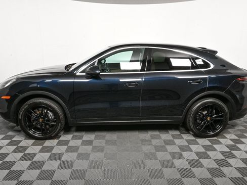 Used 2023 Porsche Cayenne Coupe w/ Premium Package image 2