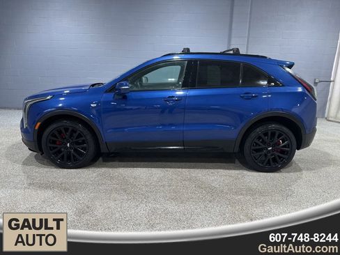 Used 2021 Cadillac XT4 Sport image 4