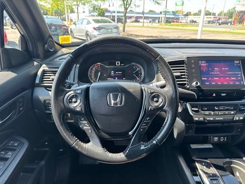 Used 2021 Honda Ridgeline Black Edition image 23