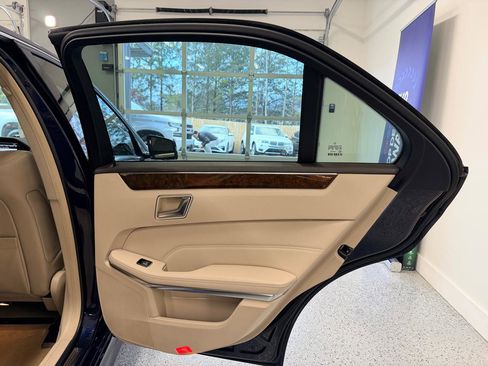 Used 2014 Mercedes-Benz E 350 E350 Sedan image 25