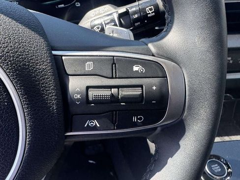 Used 2023 Kia Sportage EX AWD/4WD image 21