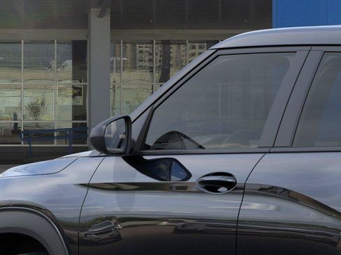 New 2026 Chevrolet TrailBlazer LS FWD image 12