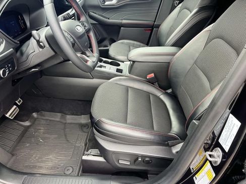 Used 2024 Ford Escape ST-Line w/ Tech Pack #1 AWD/4WD image 16