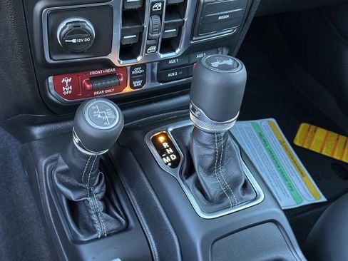 New 2026 Jeep Wrangler Unlimited Rubicon image 25