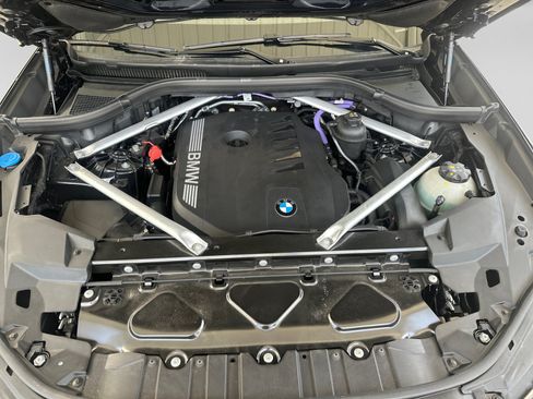 Used 2026 BMW X5 xDrive40i w/ M Sport Package AWD/4WD image 19