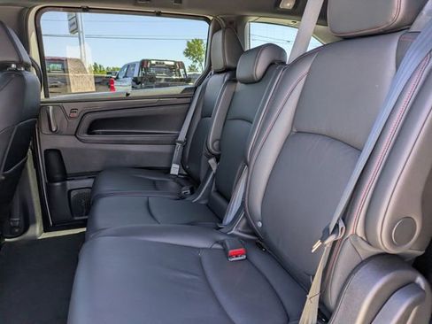 Used 2025 Honda Odyssey Sport-L image 17