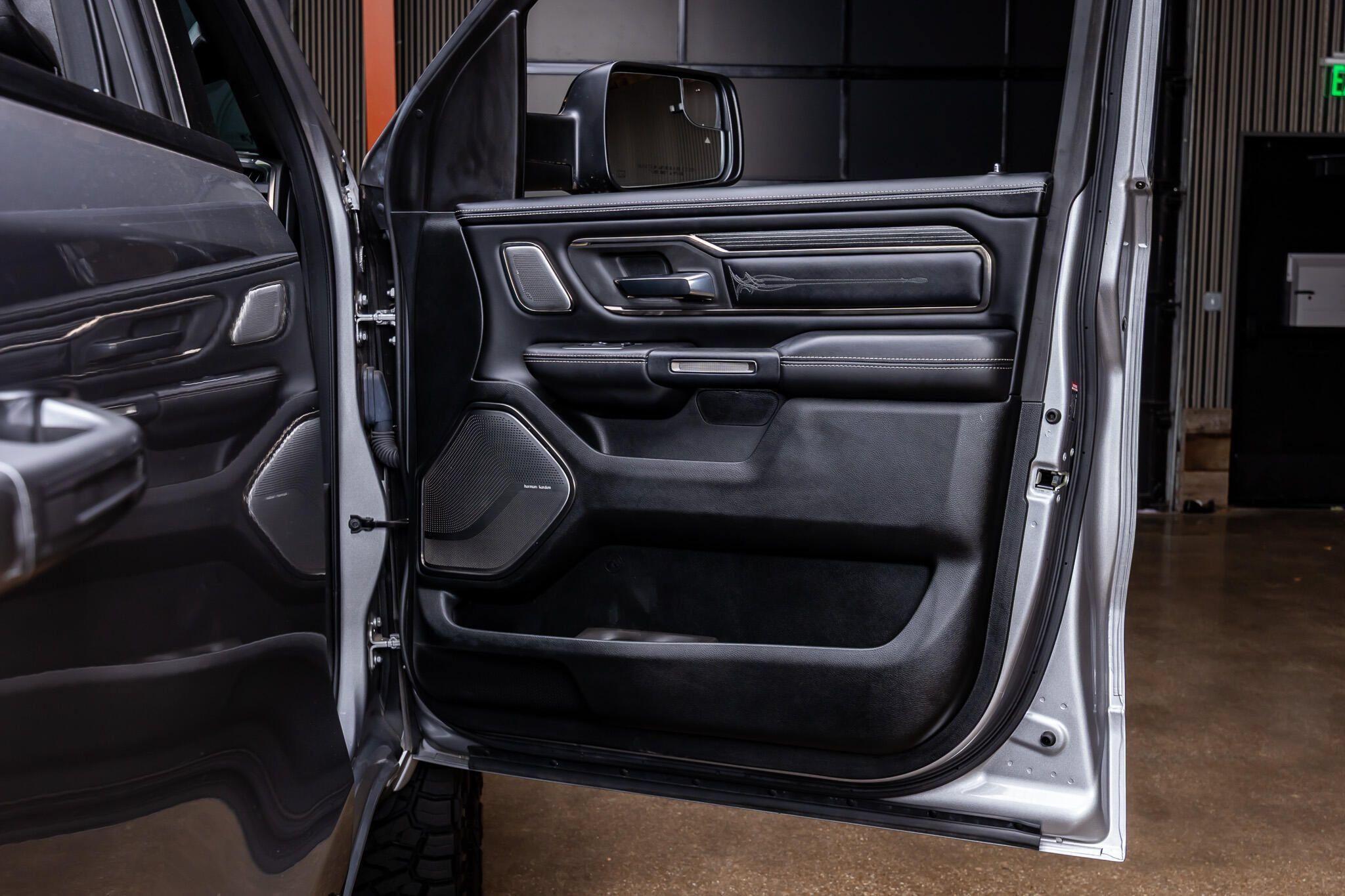 Used 2021 RAM 1500 Limited w/ Night Edition AWD/4WD image 45